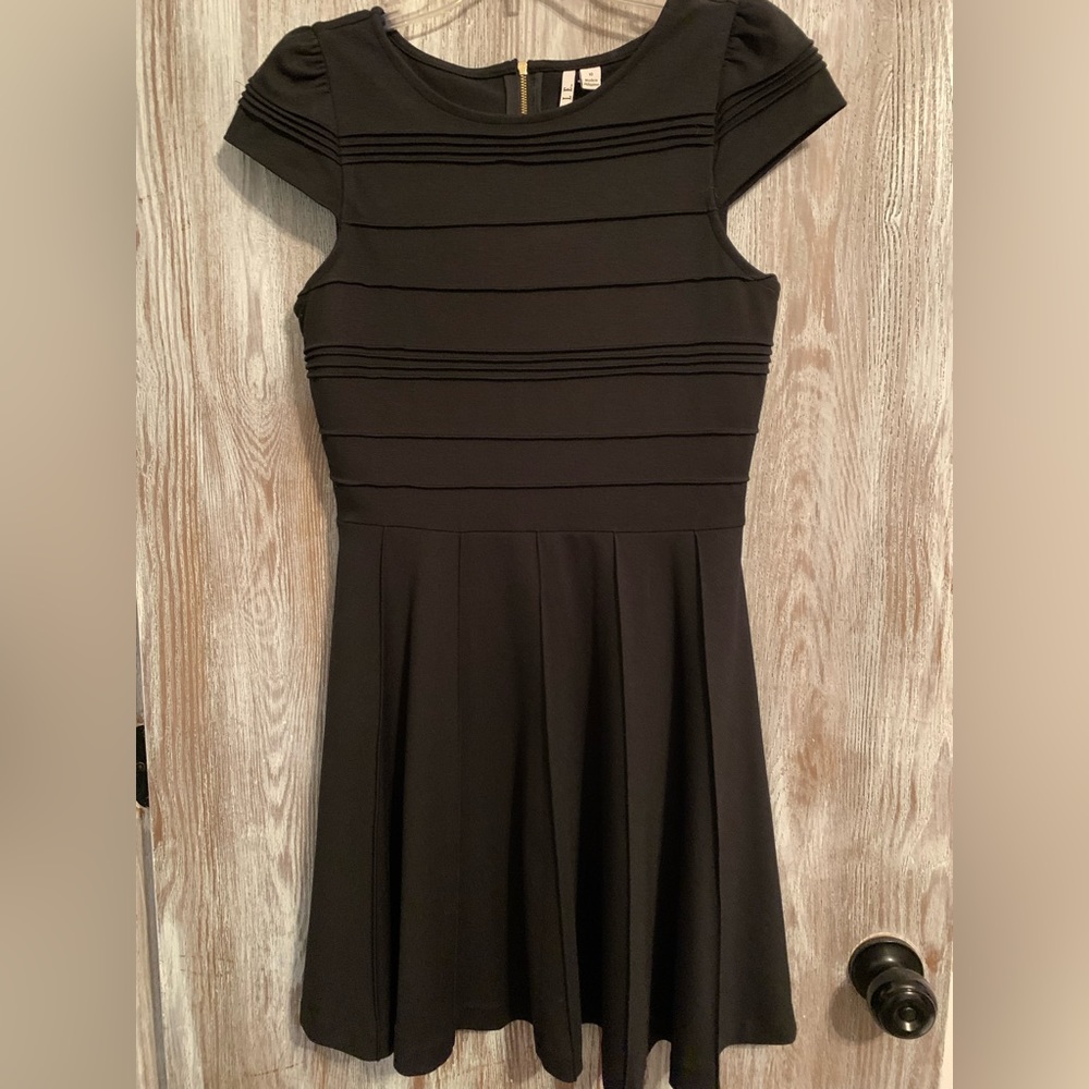 Elle Cocktail Dress NEW without tags